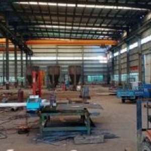 出租肥东新安江路2500平钢结构厂房   带两台行车